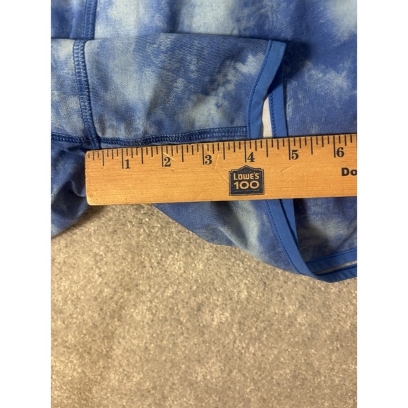 Lululemon Women's Speed Up Shorts Blue Tie Dye Size 8 - Picture 9 of 10